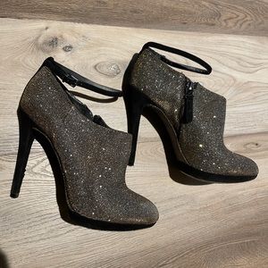 Holiday heels! ✨ Designer Brian Atwood sparkle booties - Video!